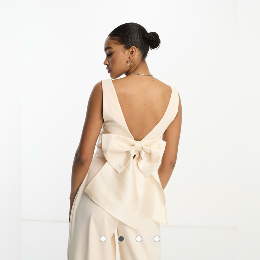 NWOT - 4 - ASOS LUXE Tall tailored cupped vest with bow back detail in cream